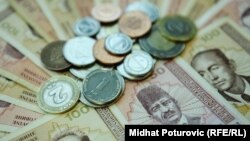 Konvertibilna marka (KM)