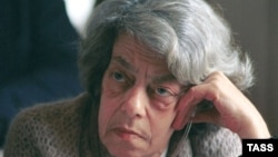 Член московской Хельсинской группы правозащитница Лариса Богораз. Москва. 1992 г.