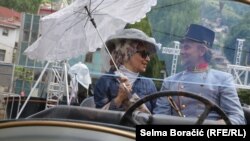 Sarajevo, glumci obučeni kao Franc Ferdinand i njegova žena