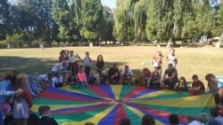 Вихованці Винниківського інтернату грають в ігри