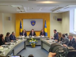 "Naš program vladavine je ambiciozan isto koliko su i očekivanja građana“, kazao je Kurti članovima svog kabineta