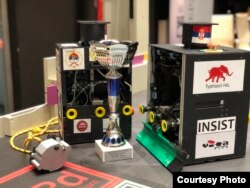 "Postoji mogućnost da naš robot bude otkupljen i izložen u tom novom centru za robotiku u Novom Sadu, jer on nema praktične primjene", kaže Jusupović