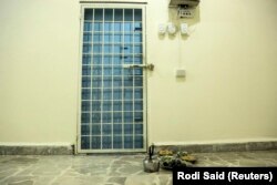 Unutrašnjost zatvora Derik u kojem su smješteni i bh. državljani, između ostalih i Armin Čurt. Fotografija je iz 2016. godine. U ovim zatvorima sada je mnogo viši broj ljudi koji su ovdje dovedeni nakon oslobađanja teritorija koji su kontrolirali militanti tzv. Islamske države.