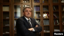 Senad Softić: Osnovni uslov je odobrenje Agencije za bankarstvo RS-a.