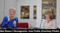 Javni razgovor sa Marieluise Beck moderirala je Vildana Selimbegović (desno), glavna i odgovorna urednica lista "Oslobođenje"