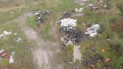 Мусор на территории 202-го куста Приобского месторождения Мусор на территории 202-го куста Приобского месторождения