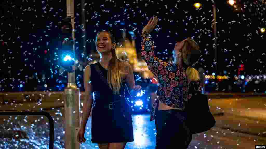 Ilyen fénysorompókat Tahitótfalunál és az Árpád-hídnál is telepítettek 