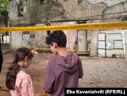 ნგრევის დროს უკვე ყველა გარეთ იყო, მათ შორის, ბავშვებიც