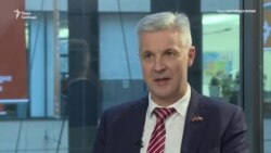 Міністр оборони Латвії заявляє про постачання Україні ракет і сухпайків (відео) Міністр оборони Латвії заявляє про постачання Україні ракет і сухпайків (відео)