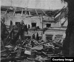 Последствия взрыва в Леонтьевском переулке. 1919 г. Источник: Красная книга ВЧК.