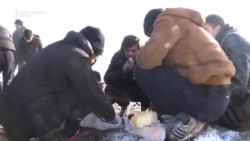 Ledeni dani i noći u napuštenim hangarima Ledeni dani i noći u napuštenim hangarima