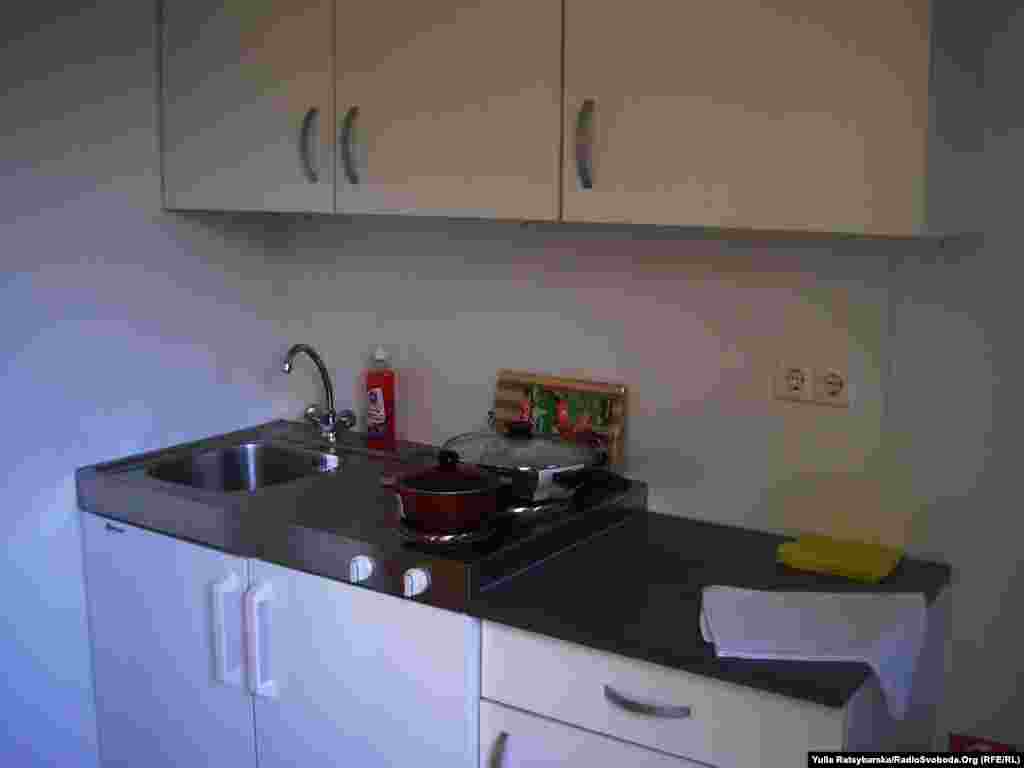 Ukraine -- Transit camp in Pavlograd for displaced persons from of Donbass, Dnipropetrovsk, 16Feb2015