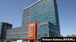 Analiziranje DNK drugih etničkih grupa na malim ekranima: RTRS