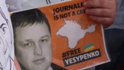 #FreeYesypenko: Сенцов, Асєєв, Семена і Балух теж вийшли на акцію (відео) #FreeYesypenko: Сенцов, Асєєв, Семена і Балух теж вийшли на акцію (відео)