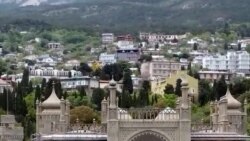 Rusi zaplijenili stotine ukrajinskih nekretnina na Krimu Rusi zaplijenili stotine ukrajinskih nekretnina na Krimu