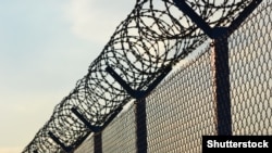 Як встановили в ЄСПЛ, під час затримання в 2001 році Рафальського били, душили і катували струмом, щоб отримати зізнання в організації й участі у вбивстві п’яти людей