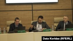 ცესკომ არჩევნები 16 ნოემბერს შეაჯამა. შესაბამისად, სხდომის დანიშვნის უკიდურესი ვადა 26 ნოემბერს უწევს.