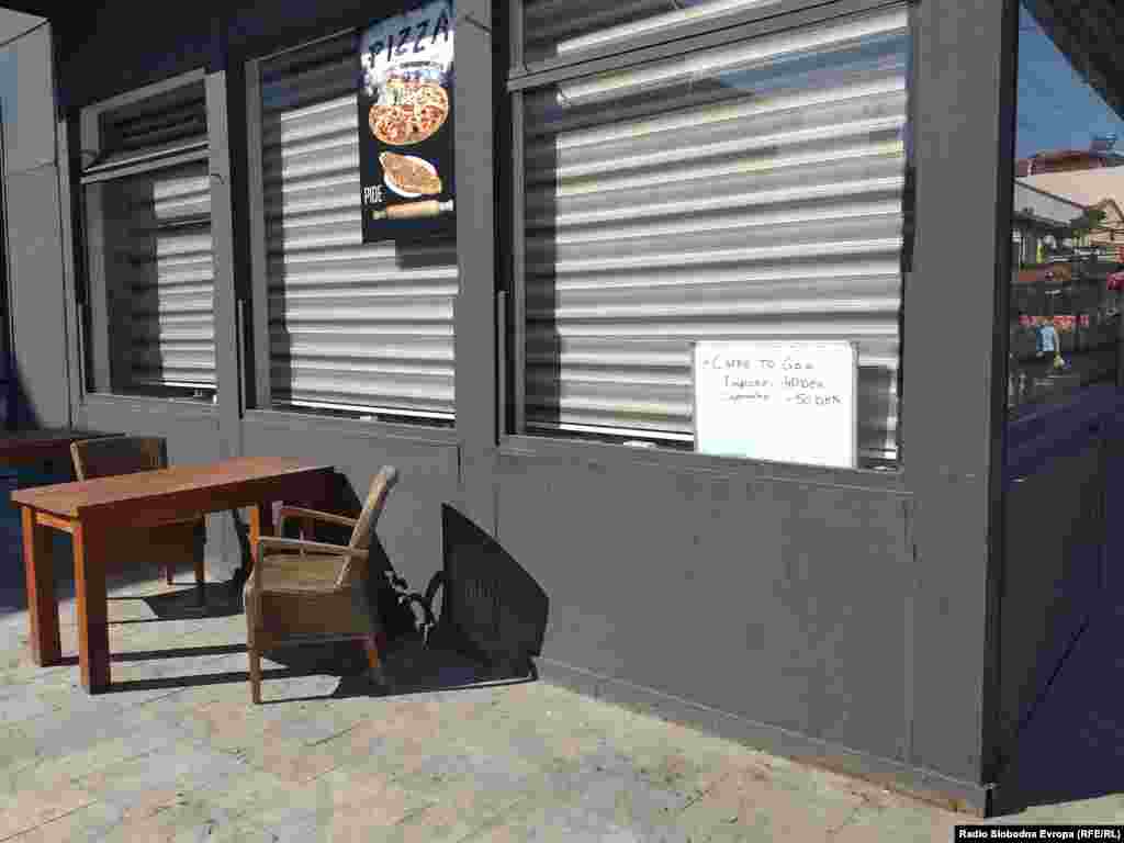 Zatvorene radnje u starom dijelu Skoplja zbog pandemije koran virusom, 20. mart, 2020. 