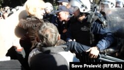 Protest zbog dolaska Tačija u Podgorici