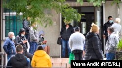 Gužva ispred kovid ambulante u Beogradu 22. septembra 2021.