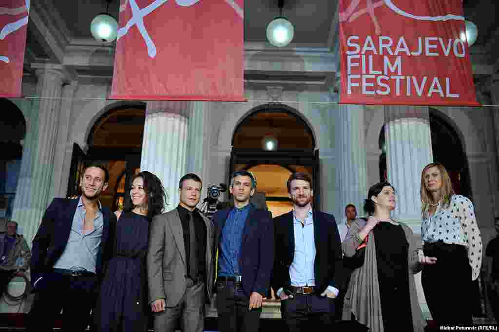 Ekipa filma "Zemlja oluja"