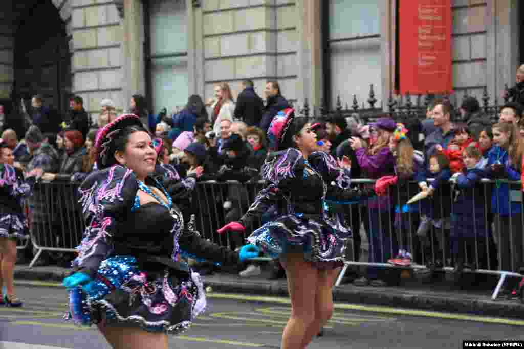 Лондонский новогодний парад 1 января 2017 г. 