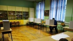 Građani Zagreba nakon glasanja na predsedničkim izborima u Hravtskoj Građani Zagreba nakon glasanja na predsedničkim izborima u Hravtskoj