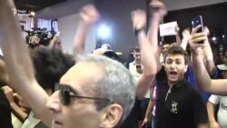 У Вірменії зірвали прес-конференцію екс-президента Кочаряна, звинуваченого у зв’язку з придушенням протестів У Вірменії зірвали прес-конференцію екс-президента Кочаряна, звинуваченого у зв’язку з придушенням протестів