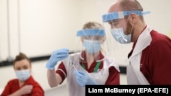 Pripreme za vakcinaciju u Velikoj Britaniji