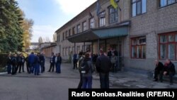 Гірняки шахти Капустіна вимагають виплатити борги по зарплаті та звільнити керівництво «Лисичанськвугілля»