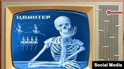 Ось такими зображеннями користувачі соціальних мереж закликають бойкотувати телеканал «Інтер»