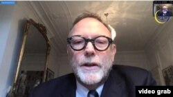 Emmerson: Slučajevi podsticanja na ljude da lažno svedoče