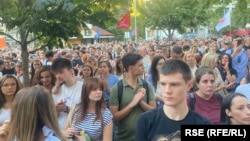 Protest ispred Pete beogradske gimnazije, 27. avgust 2025.