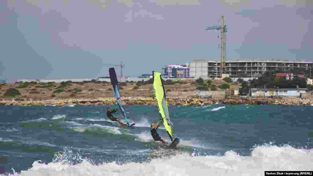 Такой ветер – самый подходящий для виндсерфинга