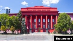 Реєструвати кабінети та подавати через них заяви на вступ до вишів можна буде до 18-ї години 22 липня