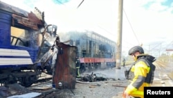 Поезд, ставший объектом российского удара на станции Шостка (Сумаская область Украины)