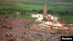 Balkan u slikama nakon Miloševića na Gazimestanu