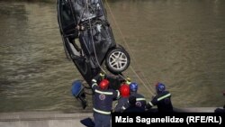 მაშველებს მტკვრიდან გიგი ზარანდიას ავტომობილი ამოჰყავთ, 4 მარტი, 2025 წელი