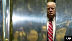 Donald Trump ar fi plecat de la Casa Albă cu mai multe documente clasificate, susține Departamentul de Justiție.