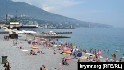 Пляж в Ялте, 1 июля 2020 год