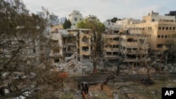 ირანის სარაკეტო შეტევის შედეგად დანგრეული სახლები თელ-ავივში. 2025 წლის 16 ივნისი