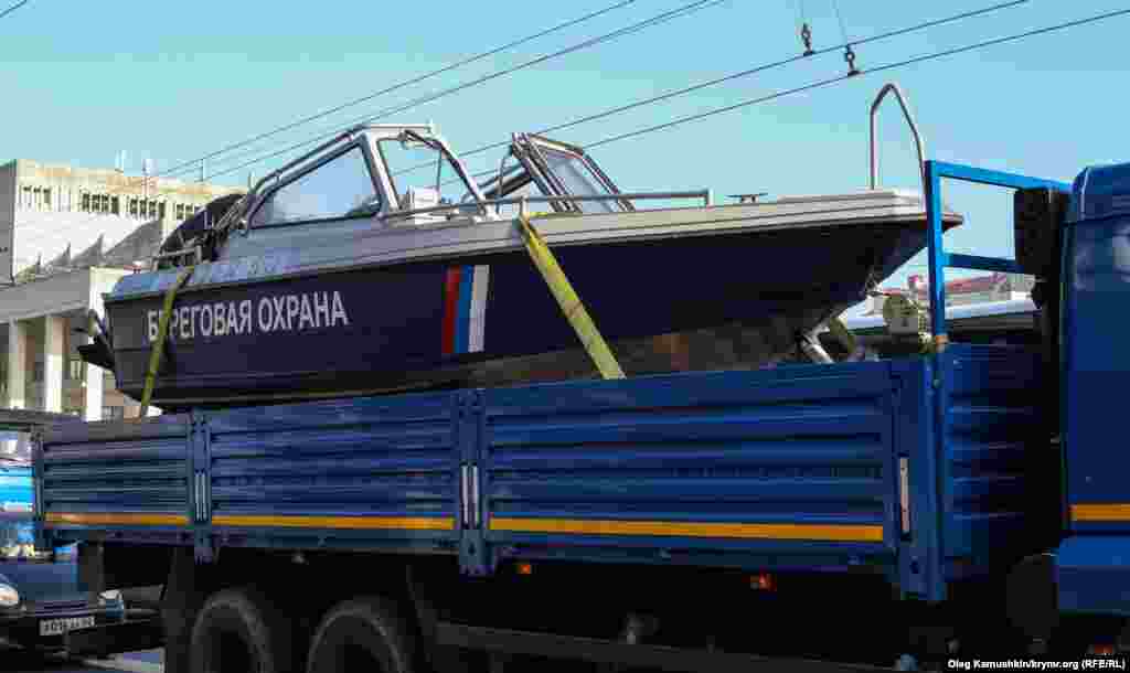 Россия завезла в Крым новые катера береговой охраны, 13 ноября 2014 года
