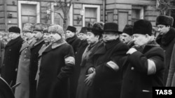 Советские лидеры на похоронах Сталина, 9 марта 1953 года
