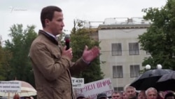 Казанские чиновники ретировались с митинга с позором Казанские чиновники ретировались с митинга с позором