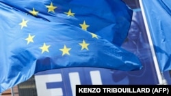 Zastava EU ispred sedišta Evropske komisije u Briselu, maj 2021.