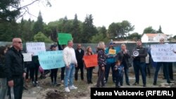 Sa protesta protiv gradnje u Miločeru