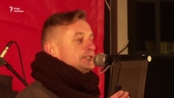 Жадан та інші музиканти вимагають чесного суду для Антоненка – відео Жадан та інші музиканти вимагають чесного суду для Антоненка – відео