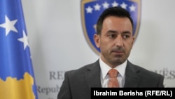 Kryetari i Kuvendit të Kosovës, Dimal Basha, gjatë një konference për media më 1 shtator 2025. 