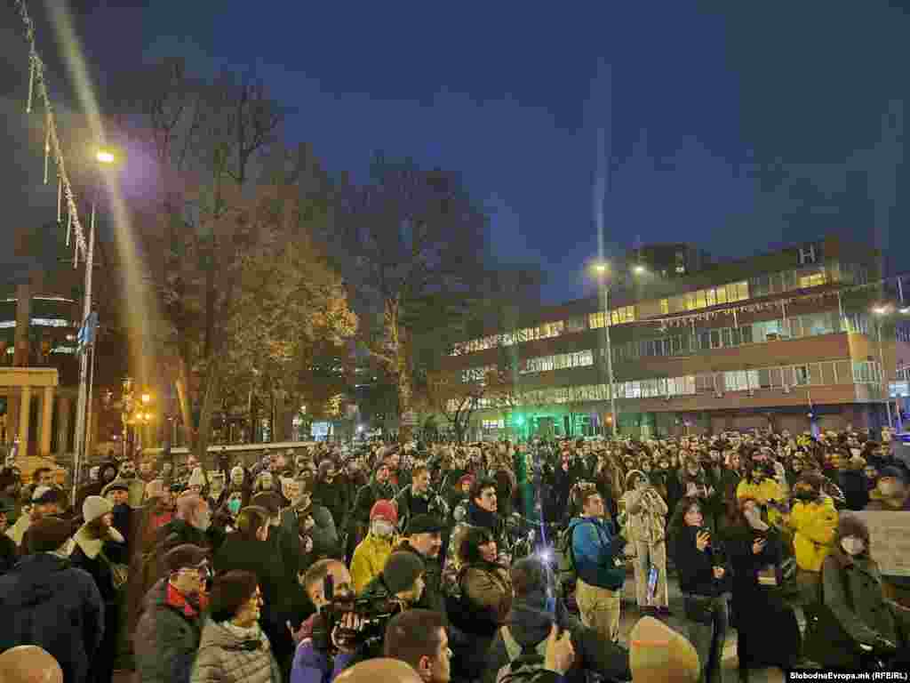 Од &bdquo;Зелен хуман град&ldquo; велат дека ова е реакција на последиците од загадувањето, односно причина за протестот се се побројните смртните случаи предизвикани од аерозагадувањето кои, според организацијата, изнесуваат 17,7 отсто од вкупната смртност во државата на годишно ниво.