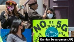 Protest protiv 5G mreže u Kaliforniji, maj 2020.